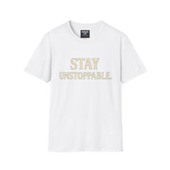 Restez invincible – Élevez-vous différemment (T-shirt homme)