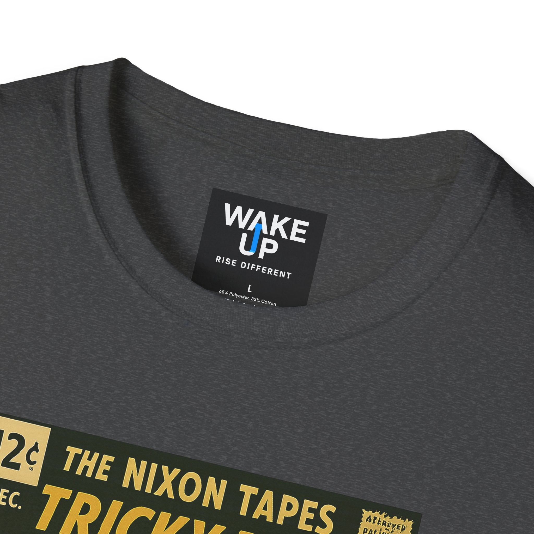 The Nixon Tapes: Greatest Hits – Limited Issue #007 – Twisted Covers: Comics, Cinema & Chaos (Men’s T-Shirt)