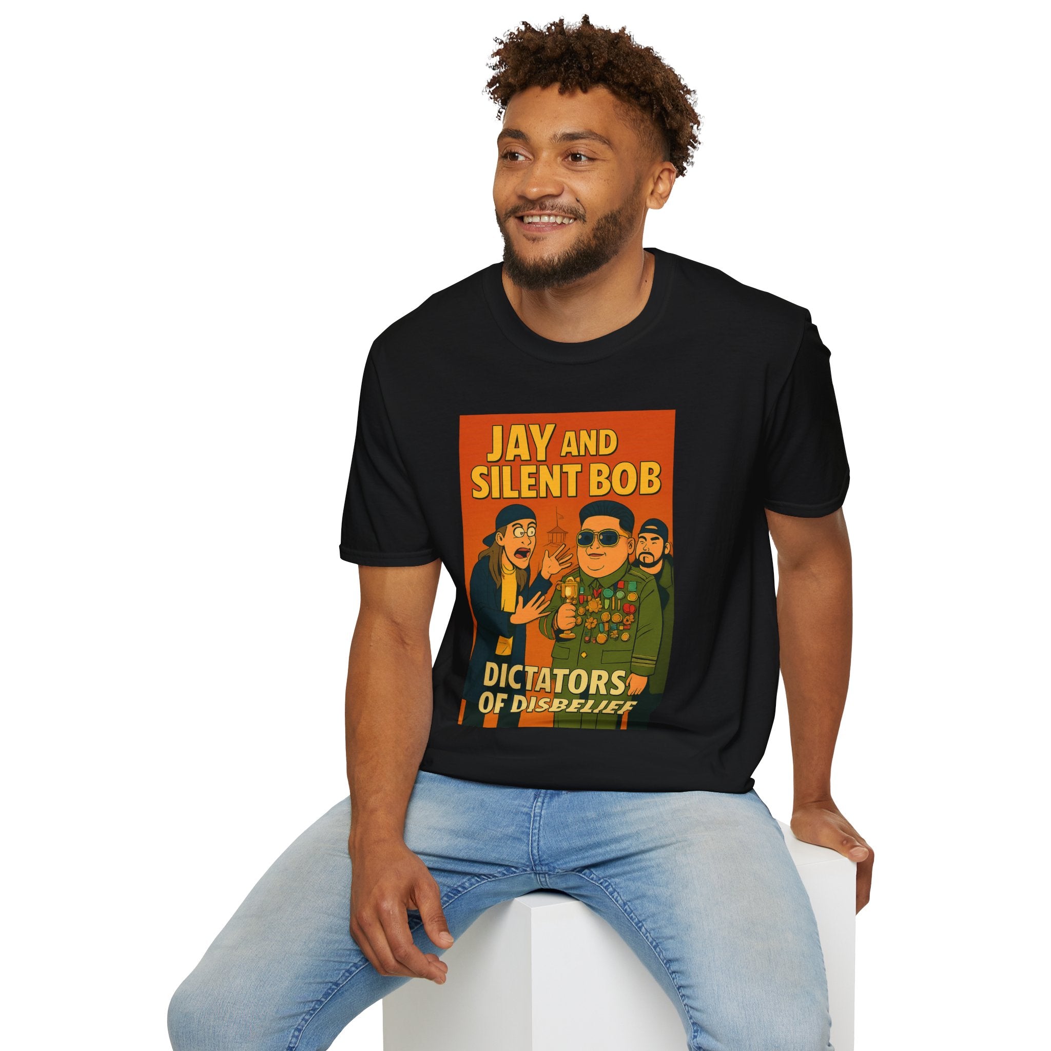 Jay and Silent Bob: Dictators of Disbelief - Twisted Covers: Comics, Cinema & Chaos (Men’s T-Shirt)